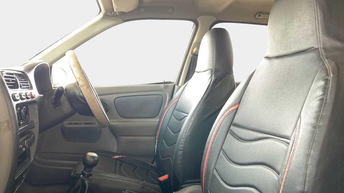 2011 Maruti Alto K10 VXI, Petrol, Manual, 48,397 km, Right Side Front Door Cabin