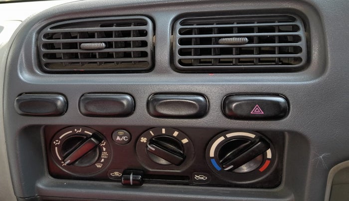 2011 Maruti Alto K10 VXI, Petrol, Manual, 59,125 km, AC Unit - Directional switch has minor damage