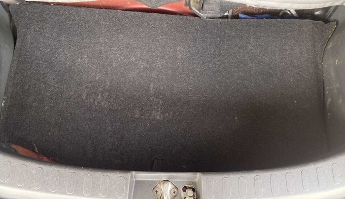 2010 Maruti Ritz VXI, Petrol, Manual, 98,599 km, Boot Inside