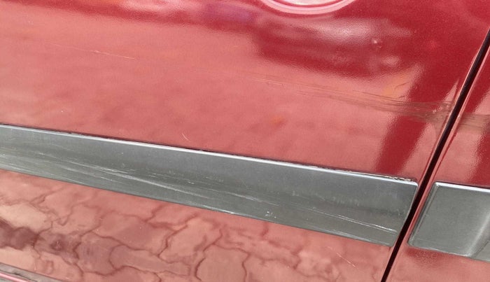 2010 Maruti Ritz VXI, Petrol, Manual, 98,599 km, Front passenger door - Minor scratches