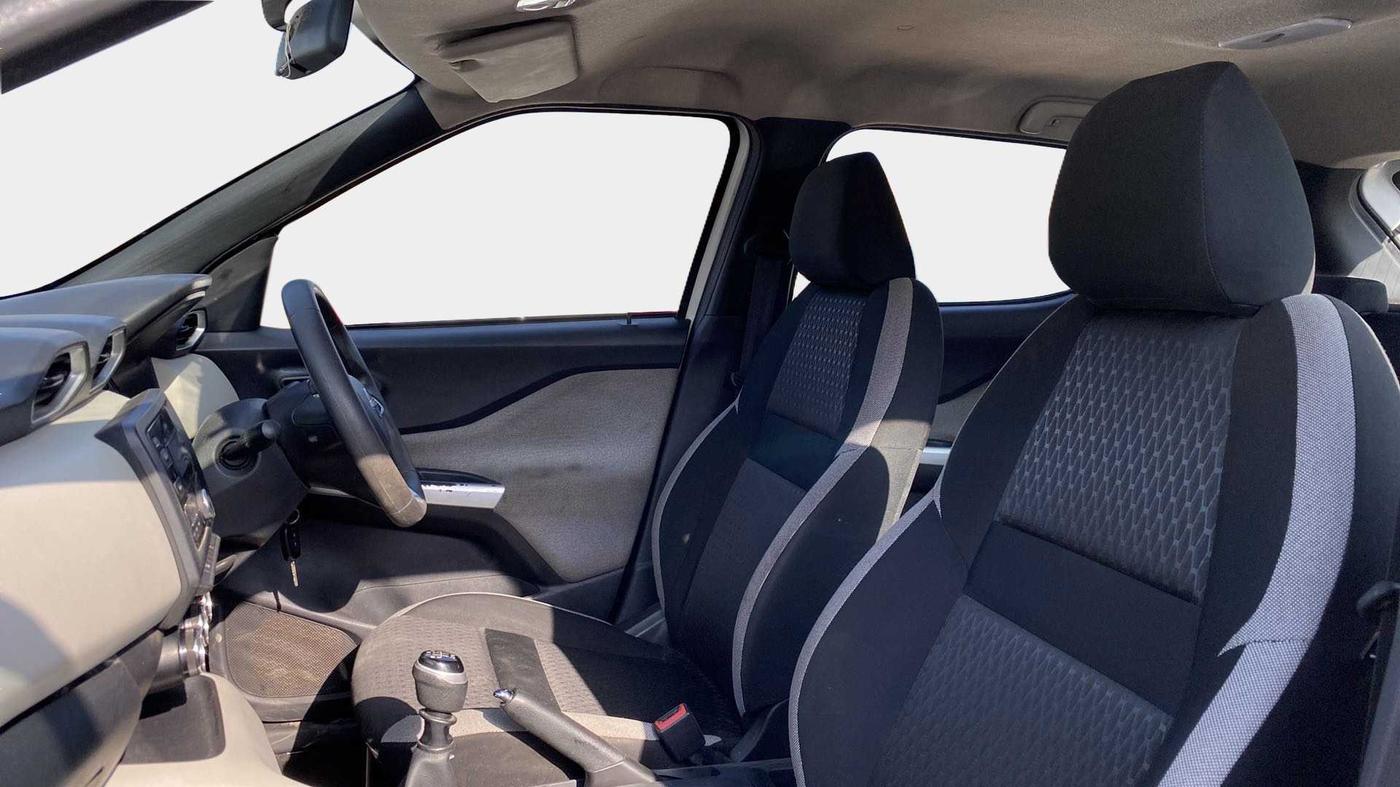 2022 Nissan MAGNITE XL, Petrol, Manual, 40,894 km, Right Side Front Door Cabin