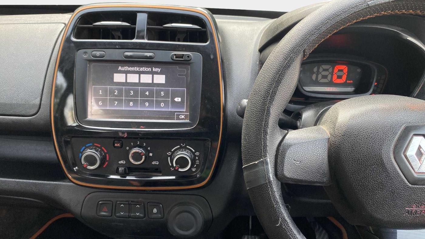 2018 Renault Kwid CLIMBER 1.0, Petrol, Manual, 4,875 km, Infotainment System