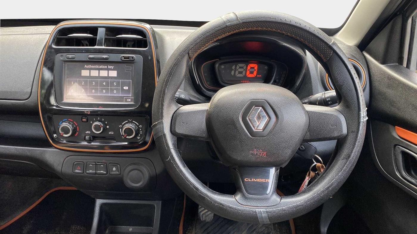 2018 Renault Kwid CLIMBER 1.0, Petrol, Manual, 4,875 km, Steering Wheel Close Up