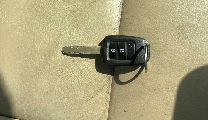 2015 Honda City 1.5L I-VTEC SV, Petrol, Manual, 81,728 km, Key Close Up