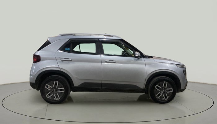 2021 Hyundai VENUE SX 1.5 CRDI, Diesel, Manual, 58,400 km, Right Side View