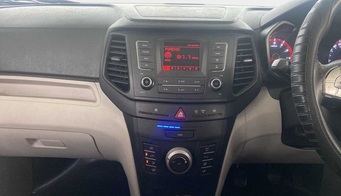 2022 Mahindra XUV300 W6 1.2 PETROL, Petrol, Manual, 18,538 km, Air Conditioner