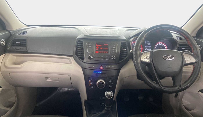 2022 Mahindra XUV300 W6 1.2 PETROL, Petrol, Manual, 18,538 km, Dashboard