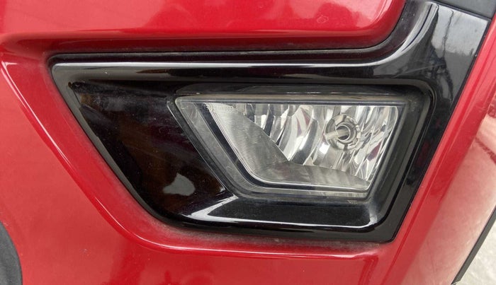 2022 Mahindra XUV300 W6 1.2 PETROL, Petrol, Manual, 18,538 km, Left fog light - Not working