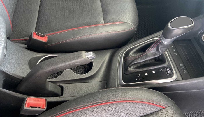 2020 Hyundai Verna SX (O) 1.0 TURBO DCT, Petrol, Automatic, 76,601 km, Gear Lever