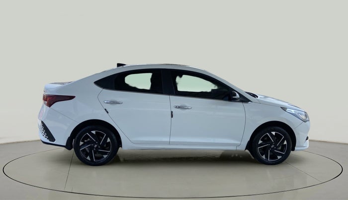 2020 Hyundai Verna SX (O) 1.0 TURBO DCT, Petrol, Automatic, 76,601 km, Right Side View