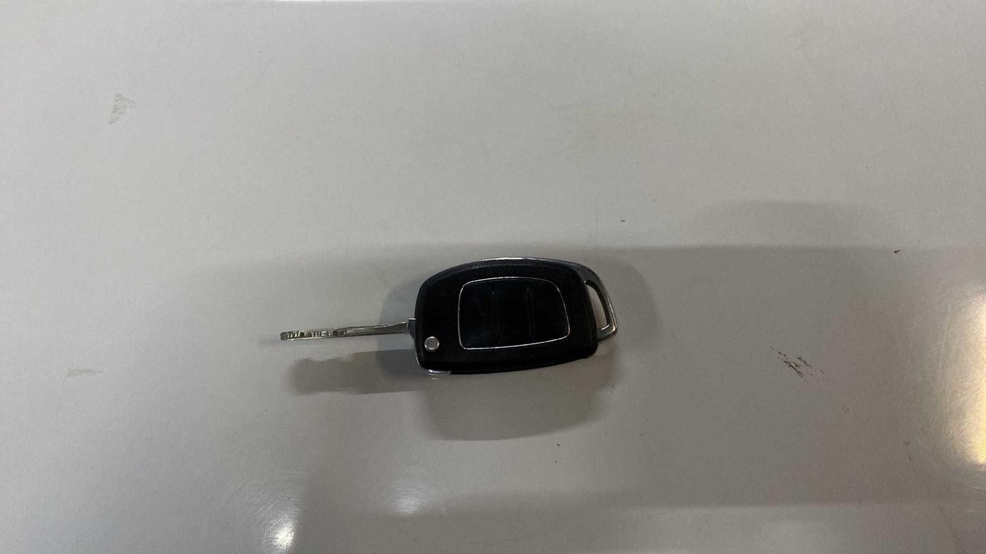 2015 Hyundai Xcent S 1.2, Petrol, Manual, 95,989 km, Key Close Up