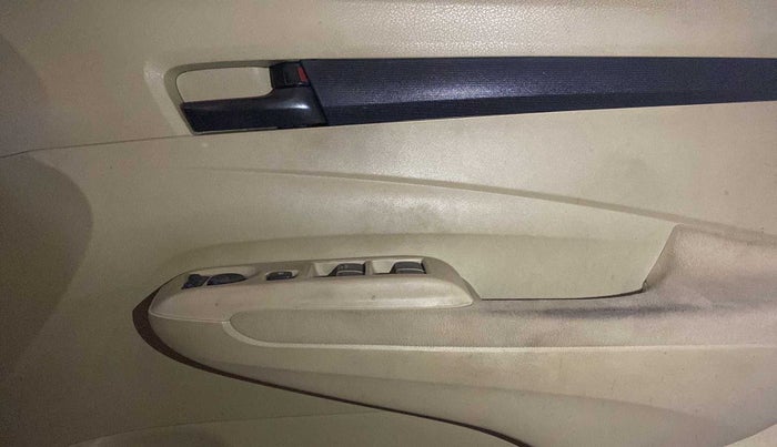 2013 Honda City 1.5L I-VTEC S MT, Petrol, Manual, 37,480 km, Driver Side Door Panels Control