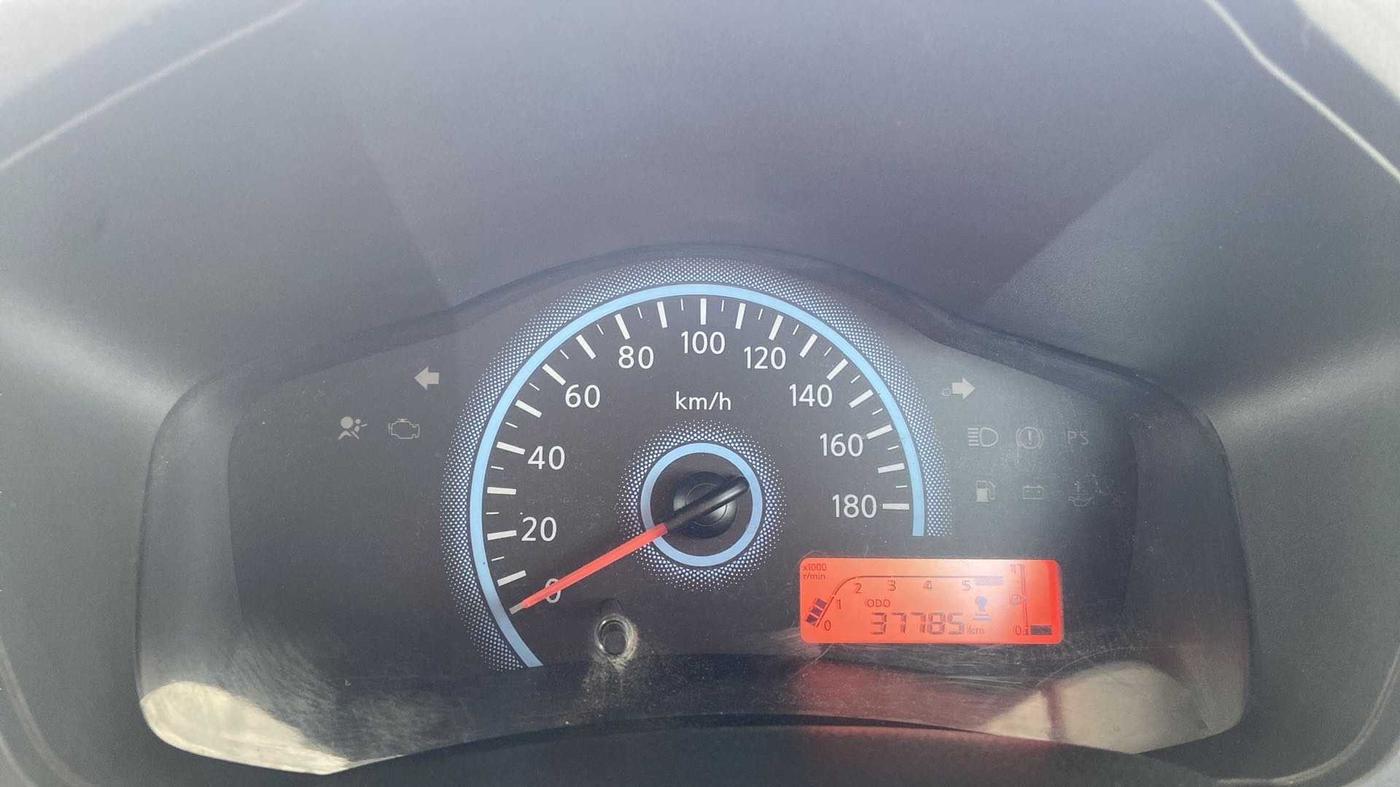 2017 Datsun Redi Go T (O), Petrol, Manual, 37,740 km, Odometer Image