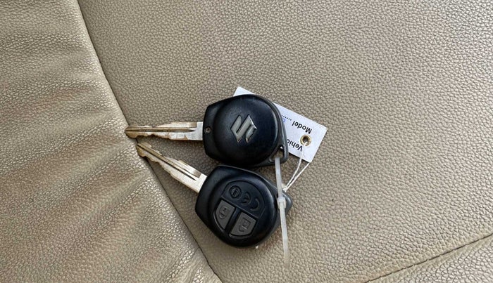 2017 Maruti Ciaz SIGMA DIESEL 1.3, Diesel, Manual, 53,846 km, Key Close Up
