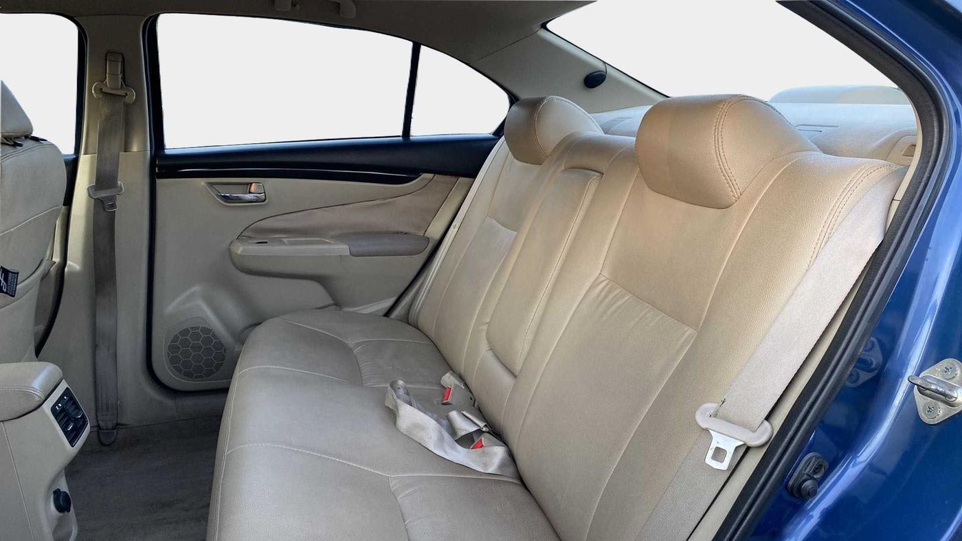 2017 Maruti Ciaz SIGMA DIESEL 1.3, Diesel, Manual, 53,846 km, Right Side Rear Door Cabin