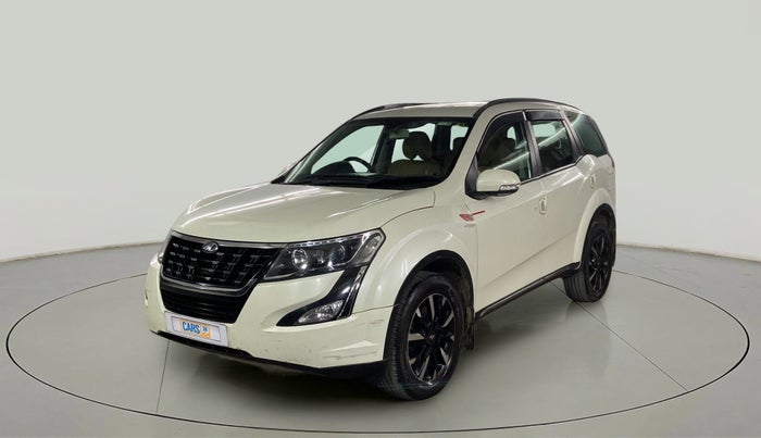 2020 Mahindra XUV500 W11(O), Diesel, Manual, 49,055 km, Left Front Diagonal