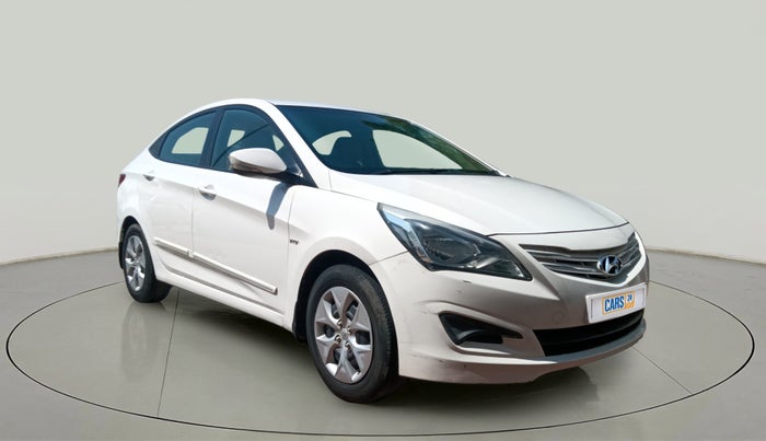 2017 Hyundai Verna 1.4 EX PETROL, CNG, Manual, 40,220 km, Right Front Diagonal