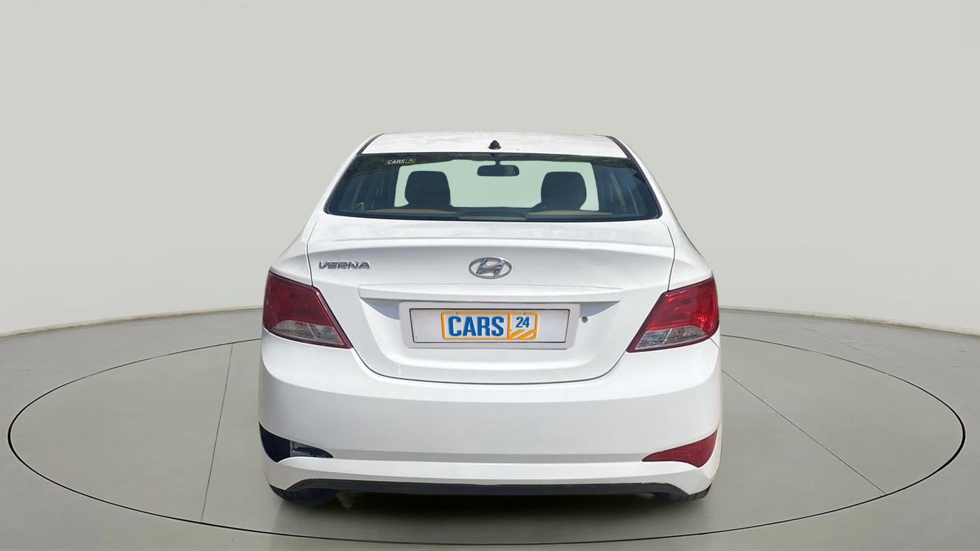 2017 Hyundai Verna 1.4 EX PETROL, CNG, Manual, 40,220 km, Back/Rear