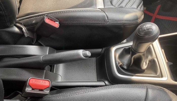 2019 Maruti Swift LXI, Petrol, Manual, 27,409 km, Gear Lever