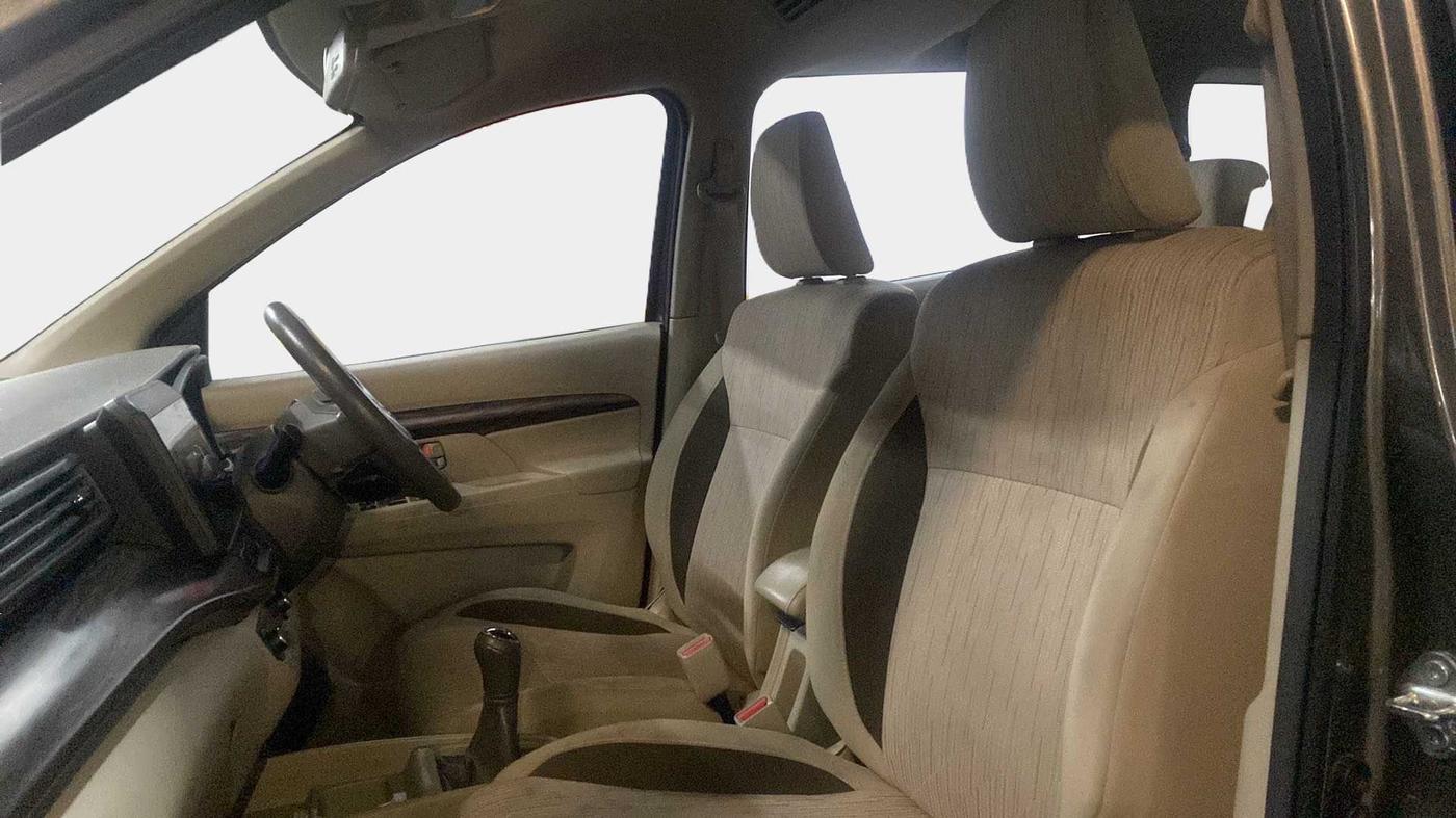 2018 Maruti Ertiga ZXI SHVS, Petrol, Manual, 59,893 km, Right Side Front Door Cabin