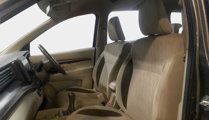 2018 Maruti Ertiga ZXI SHVS, Petrol, Manual, 59,893 km, Right Side Front Door Cabin