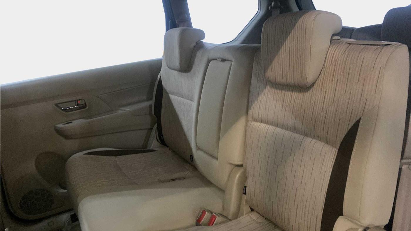 2018 Maruti Ertiga ZXI SHVS, Petrol, Manual, 59,893 km, Right Side Rear Door Cabin