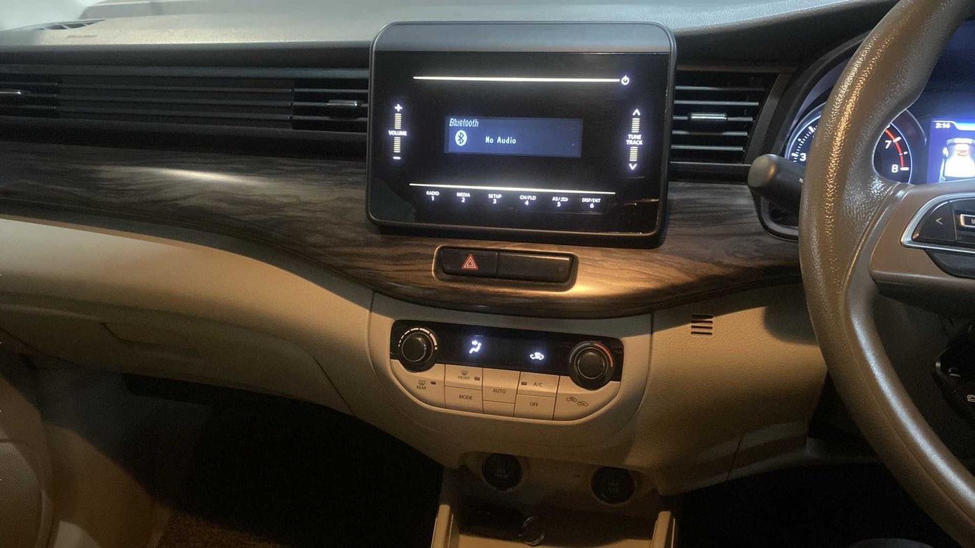 2018 Maruti Ertiga ZXI SHVS, Petrol, Manual, 59,893 km, Air Conditioner