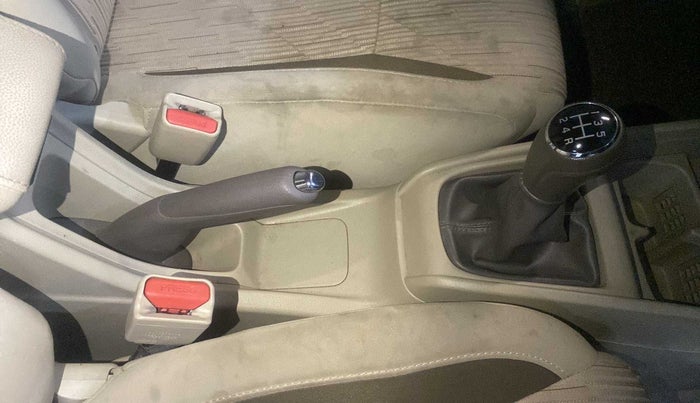 2018 Maruti Ertiga ZXI SHVS, Petrol, Manual, 59,893 km, Gear Lever