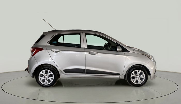 2016 Hyundai Grand i10 SPORTZ 1.2 KAPPA VTVT, Petrol, Manual, 59,736 km, Right Side View