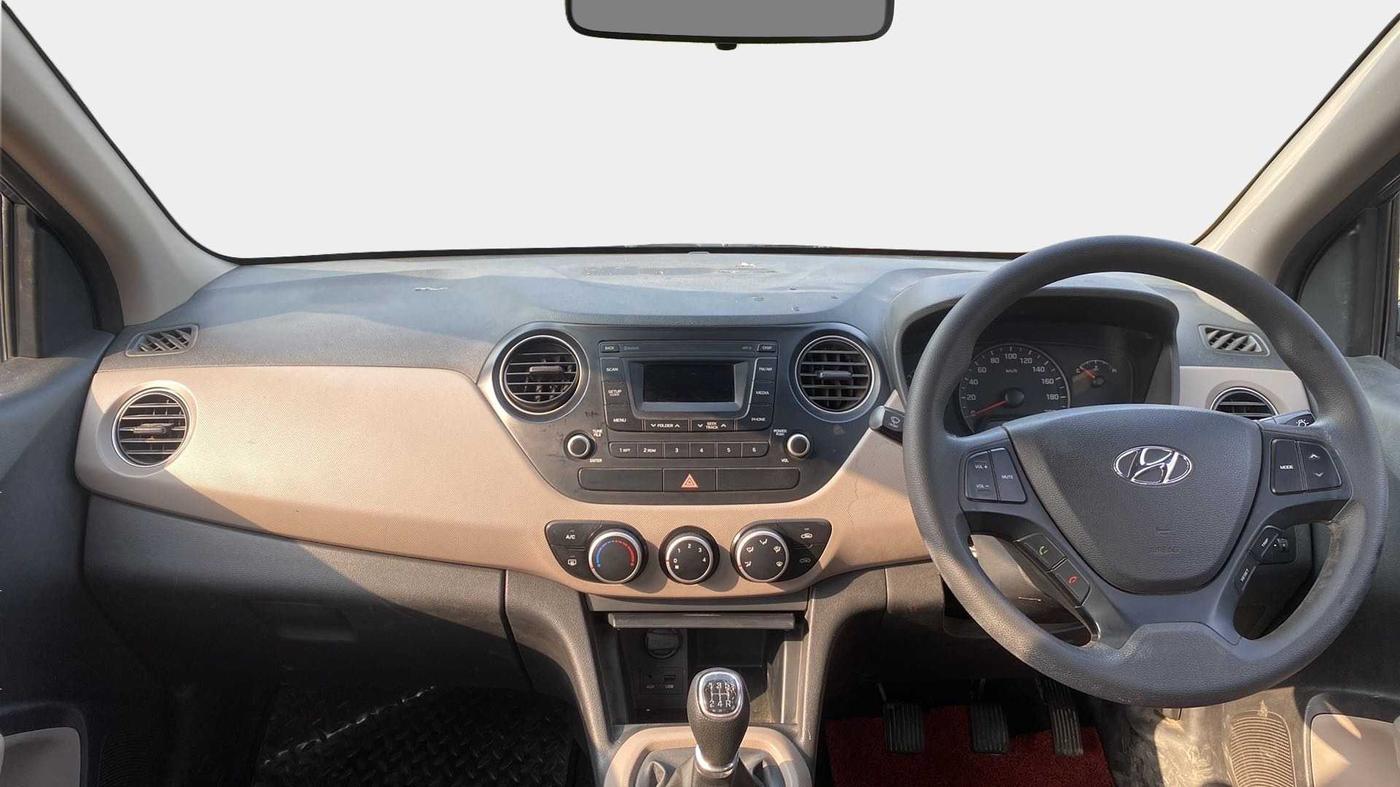 2016 Hyundai Xcent S 1.2, Petrol, Manual, 85,206 km, Dashboard