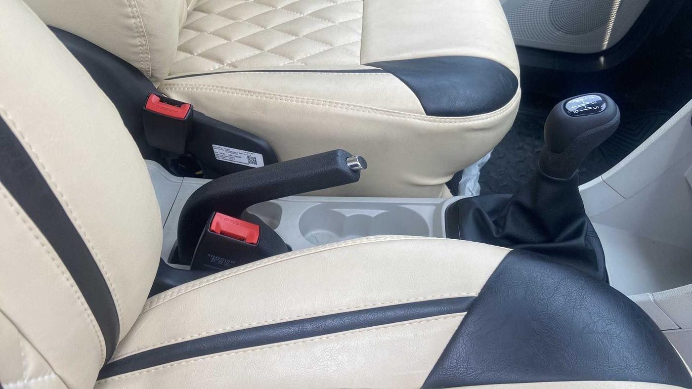 2022 Tata Tiago XZ PLUS PETROL, Petrol, Manual, 5,944 km, Gear Lever