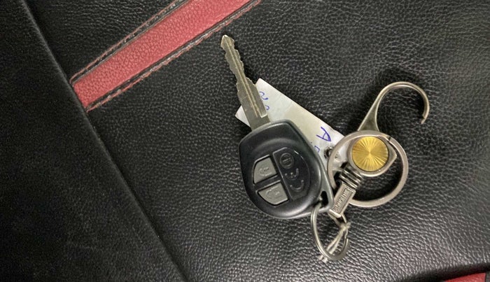 2017 Maruti Baleno DELTA PETROL 1.2, Petrol, Manual, 52,828 km, Key Close Up