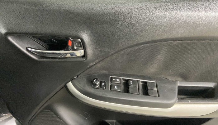 2017 Maruti Baleno DELTA PETROL 1.2, Petrol, Manual, 52,828 km, Driver Side Door Panels Control