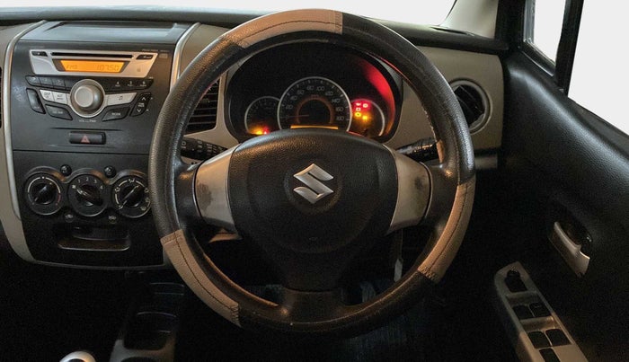 2014 Maruti Wagon R 1.0 VXI, Petrol, Manual, 45,975 km, Steering Wheel Close Up