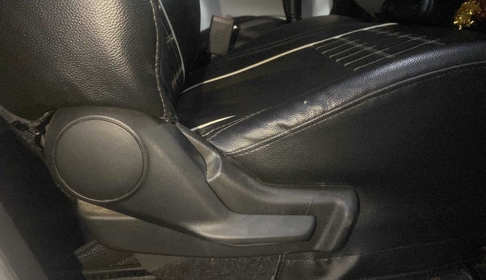 2019 Maruti IGNIS DELTA 1.2, Petrol, Manual, 41,370 km, Driver Side Adjustment Panel