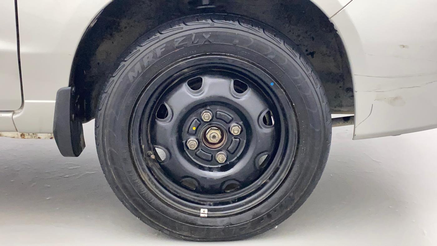 2013 Maruti Alto K10 VXI, Petrol, Manual, 50,030 km, Right Front Wheel
