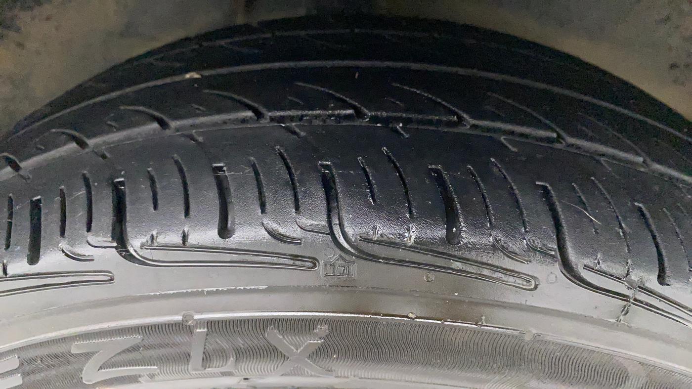 2013 Maruti Alto K10 VXI, Petrol, Manual, 50,030 km, Right Front Tyre Tread