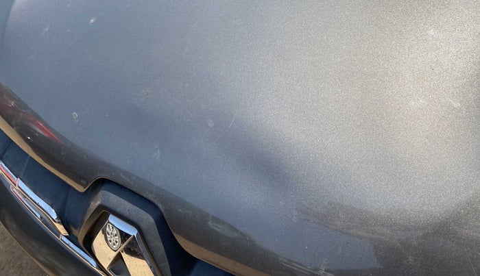 2019 Renault Kwid RXL, CNG, Manual, 74,212 km, Bonnet (hood) - Slightly dented