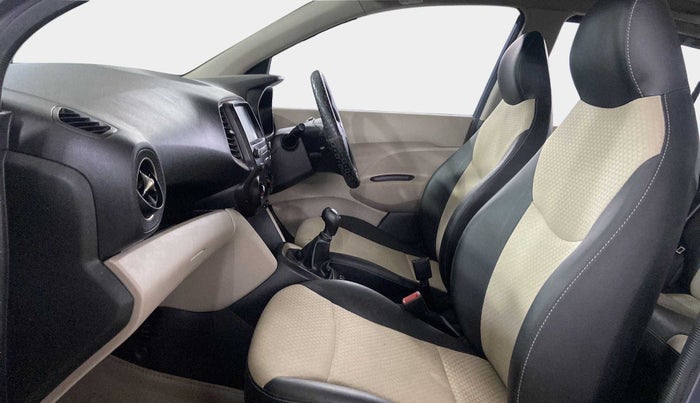 2019 Hyundai NEW SANTRO SPORTZ CNG, CNG, Manual, 59,169 km, Right Side Front Door Cabin
