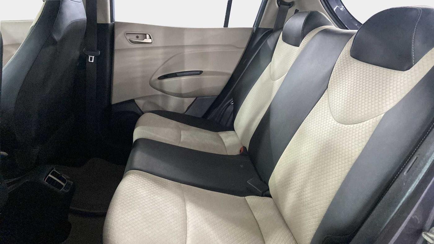 2019 Hyundai NEW SANTRO SPORTZ CNG, CNG, Manual, 59,169 km, Right Side Rear Door Cabin