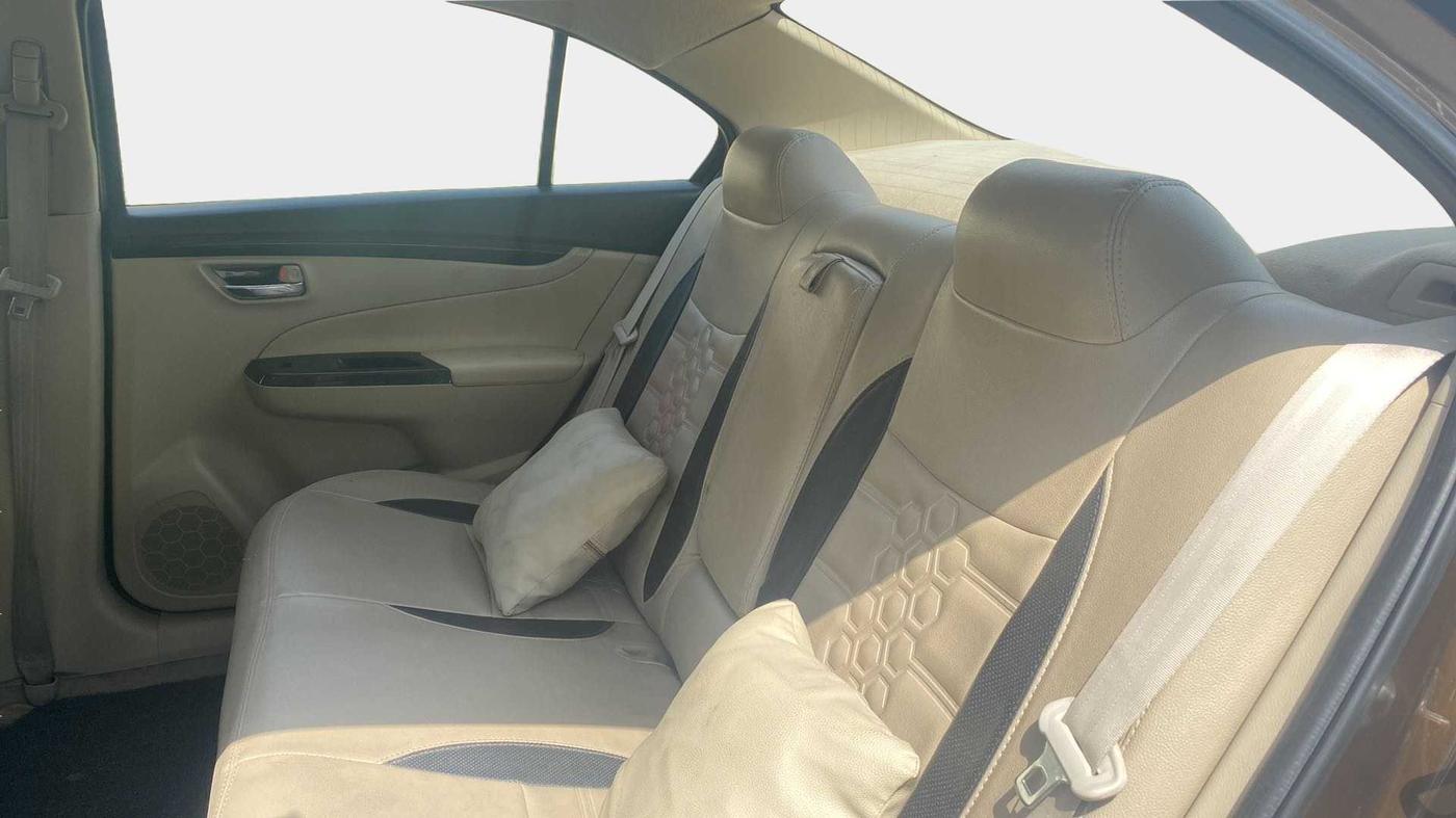 2014 Maruti Ciaz VXI+, Petrol, Manual, 87,357 km, Right Side Rear Door Cabin