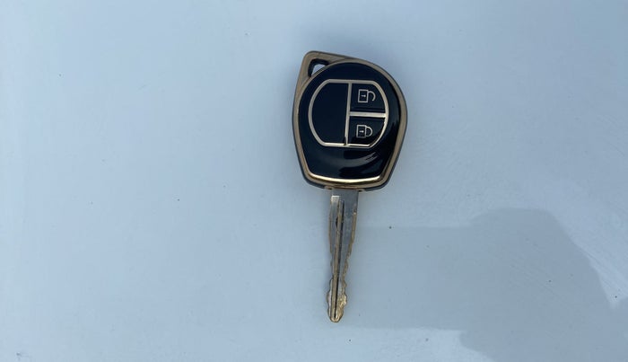 2016 Maruti Wagon R 1.0 VXI, Petrol, Manual, 87,560 km, Key Close Up