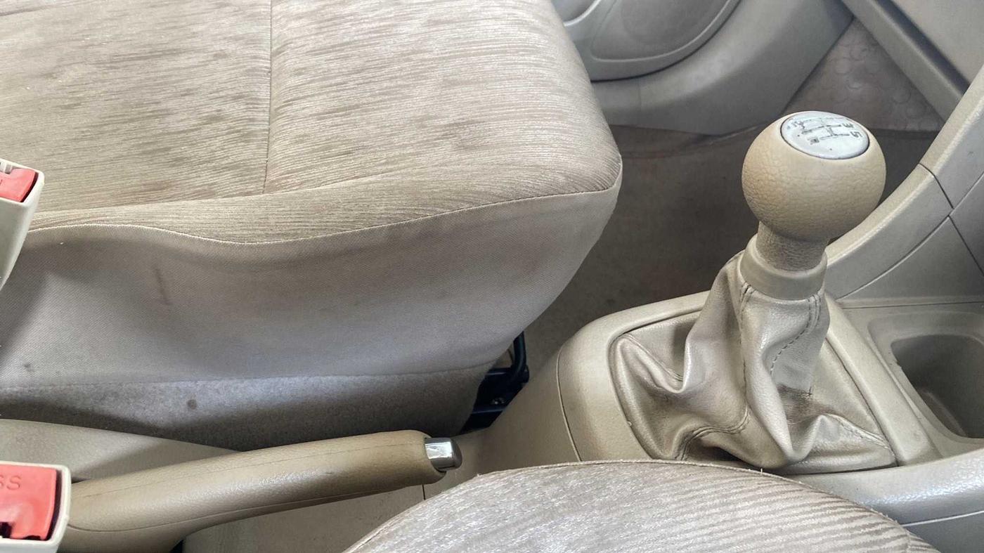 2012 Maruti Ertiga ZXI, Petrol, Manual, 52,256 km, Gear Lever