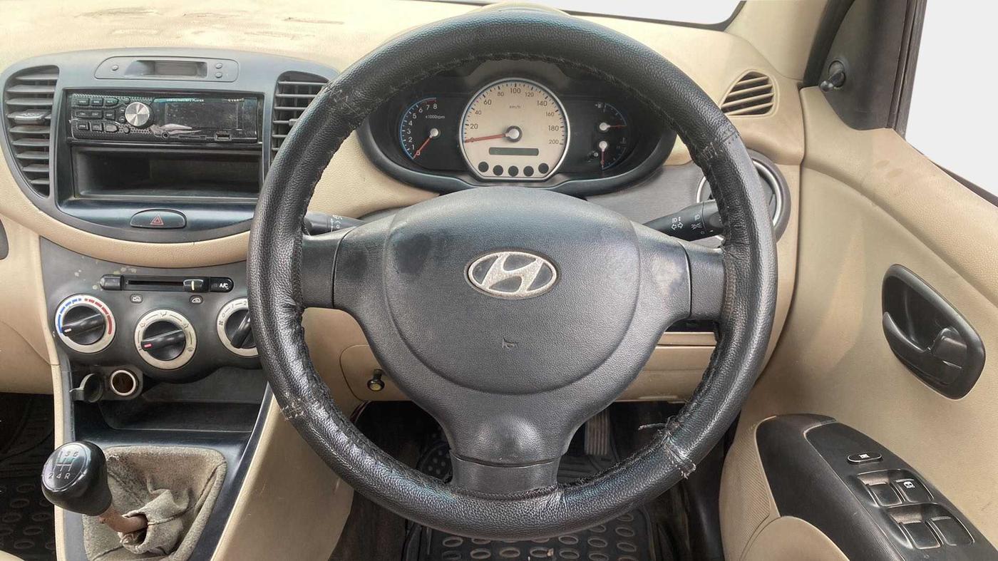 2010 Hyundai i10 MAGNA 1.2, Petrol, Manual, 59,885 km, Steering Wheel Close Up