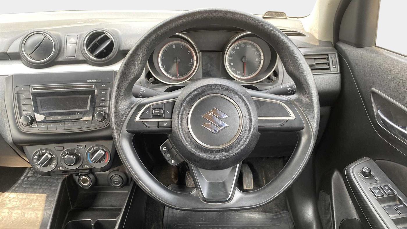 2018 Maruti Swift VXI, Petrol, Manual, 32,435 km, Steering Wheel Close Up