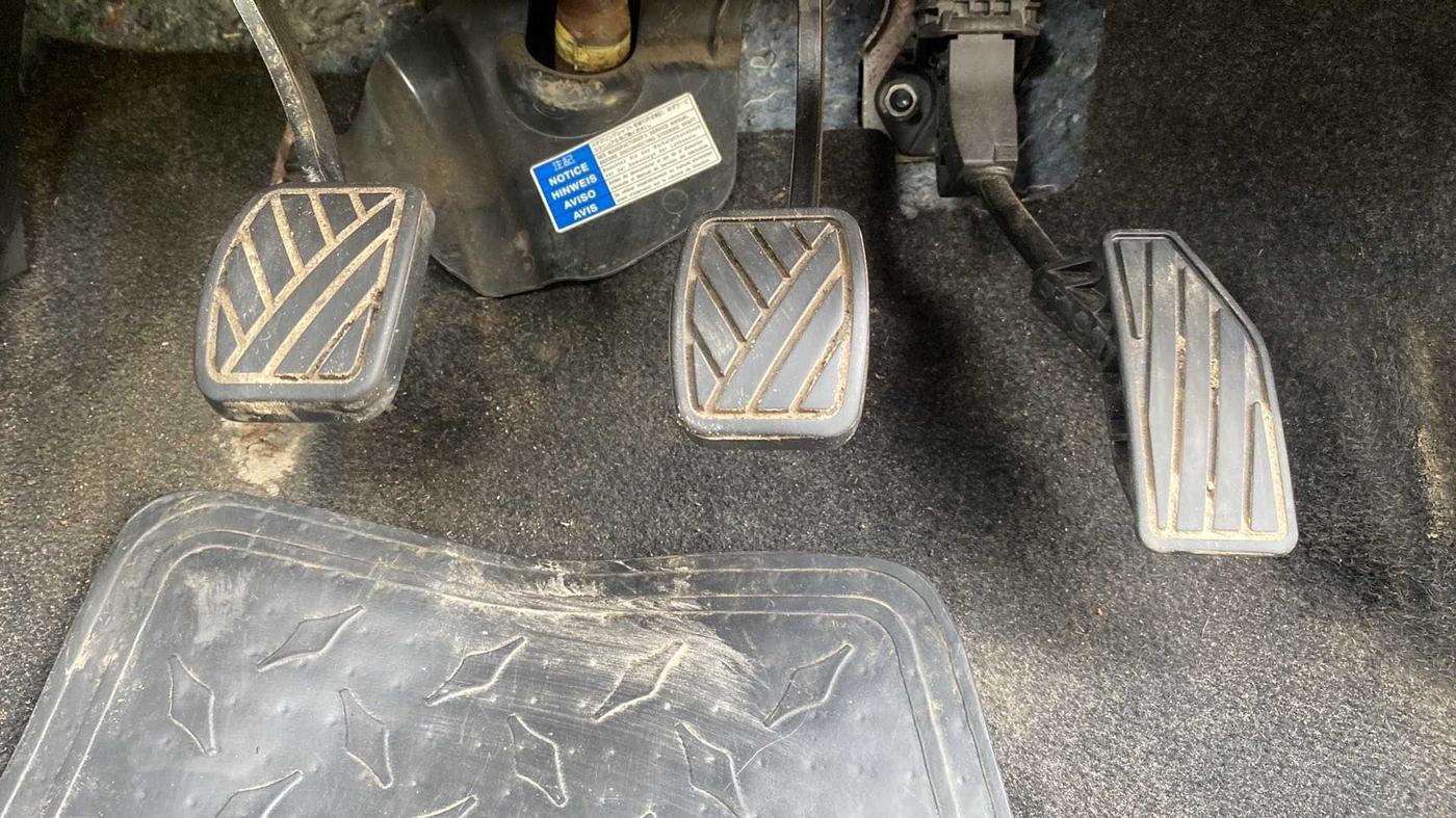 2018 Maruti Swift VXI, Petrol, Manual, 32,435 km, Pedals