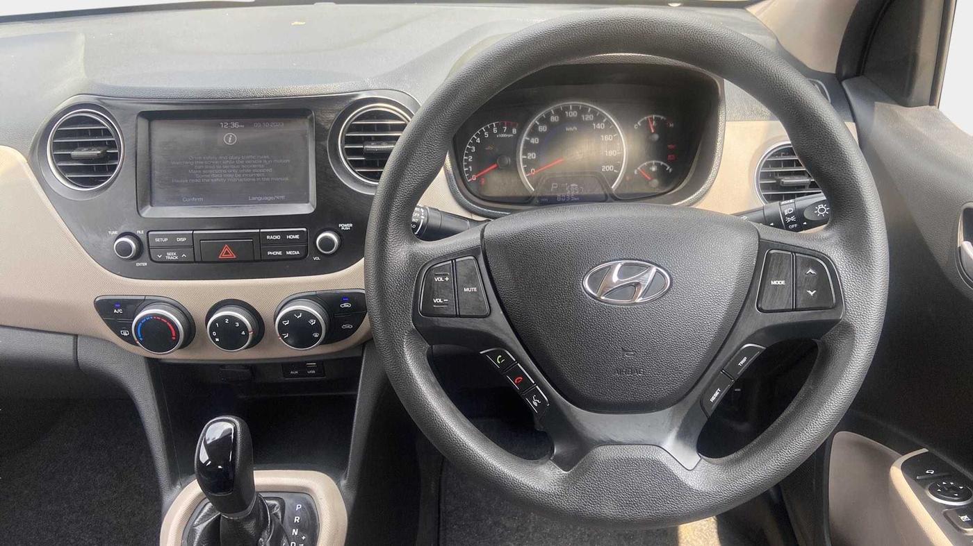 2018 Hyundai Grand i10 SPORTZ AT 1.2 KAPPA VTVT, Petrol, Automatic, 8,034 km, Steering Wheel Close Up