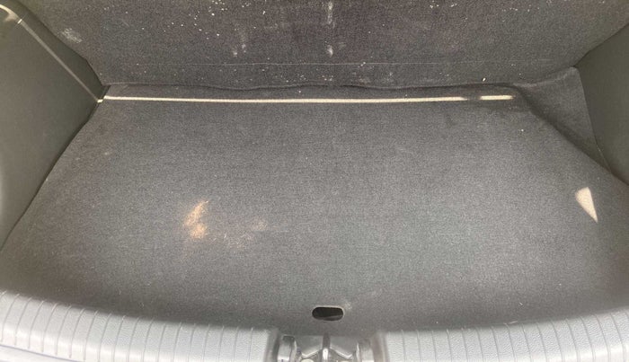 2018 Hyundai Grand i10 SPORTZ AT 1.2 KAPPA VTVT, Petrol, Automatic, 8,034 km, Boot Inside
