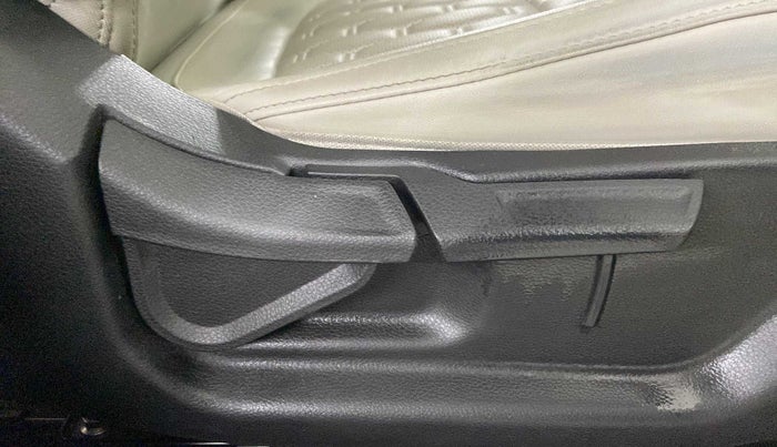 2020 KIA SELTOS HTX 1.5 DIESEL, Diesel, Manual, 29,540 km, Driver Side Adjustment Panel