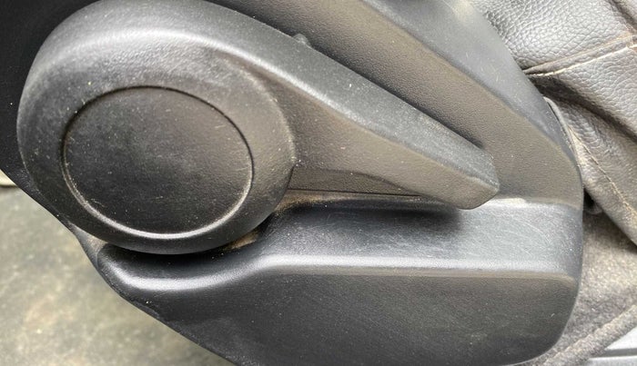 2021 Tata ALTROZ XE PETROL, Petrol, Manual, 6,270 km, Driver Side Adjustment Panel